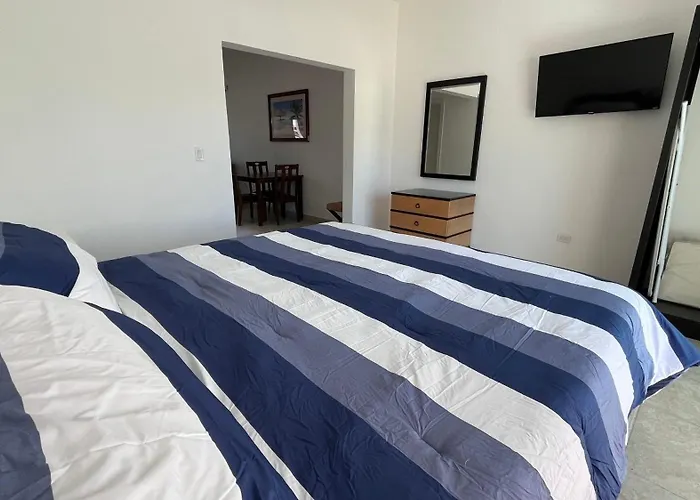 Suites Casa Blanca